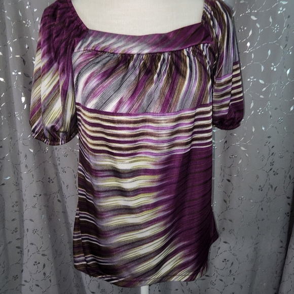 Beautiful Multi-Color Satiny Blouse, Small - Picture 6 of 9